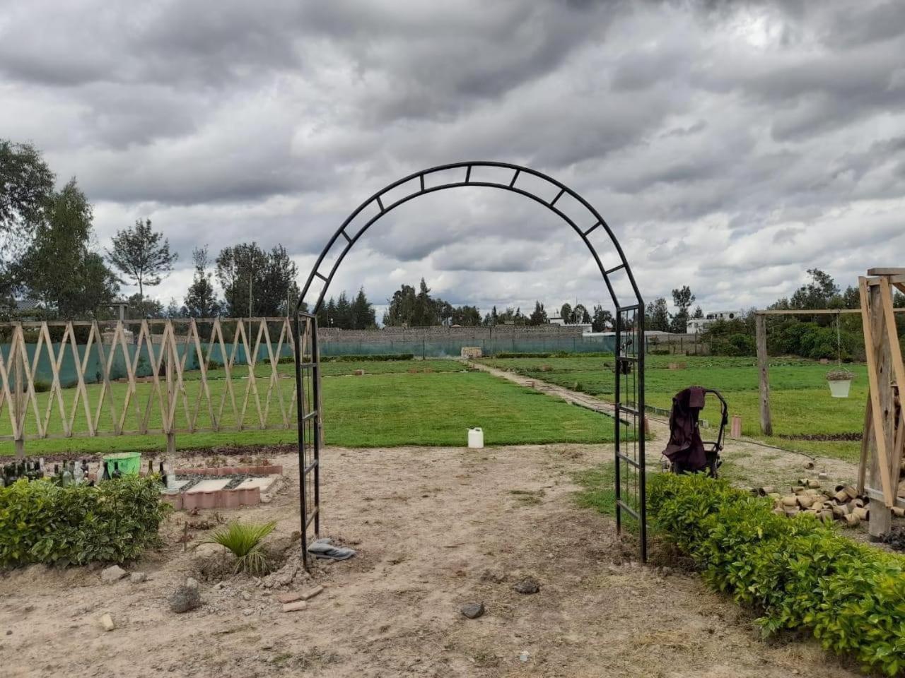Rafiki House Hotel Nanyuki Bagian luar foto